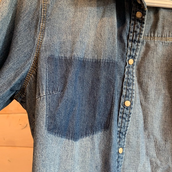 Noisy May | Frayed Hem Denim Button Down - Picture 4 of 8